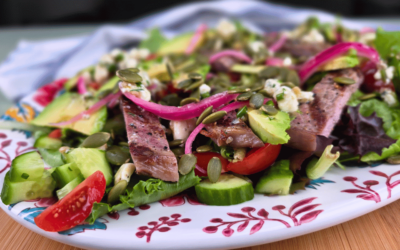 ENSALADA CON CARNE ASADA
